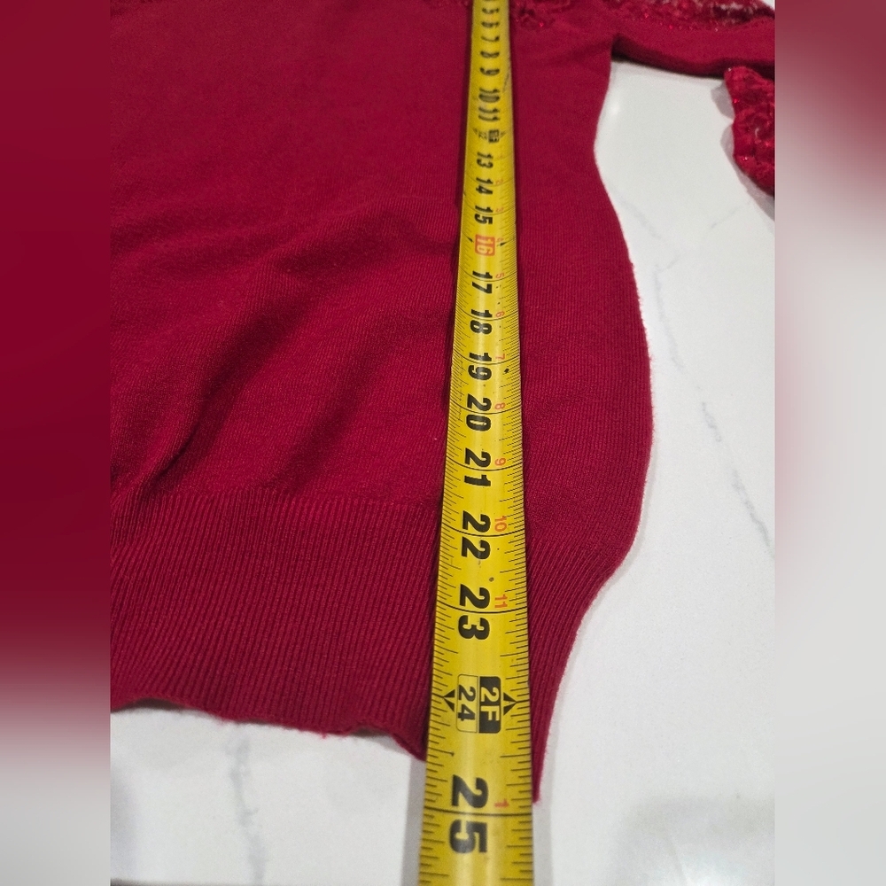 Red Sweater with Sequin Details Size L. - Picture 13 of 15